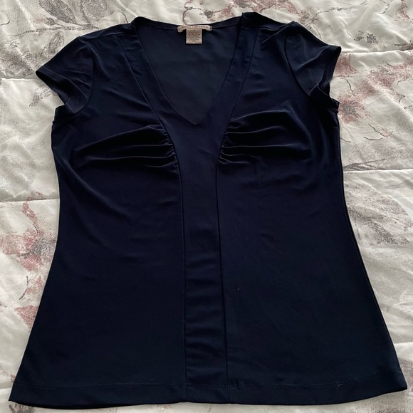 Susan Lawrence dark navy V-neck gathered center business casual blouse, size S - Picture 6 of 11
